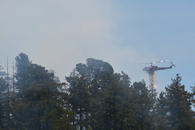 N495DF drops water on the DeLaveaga Fire