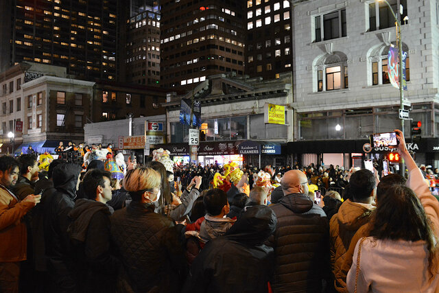 Watching the Chinese New Year Parade