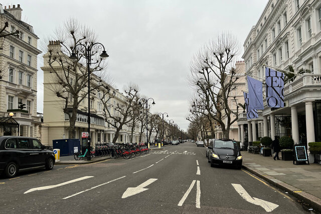 Queen's Gate in South Kensington