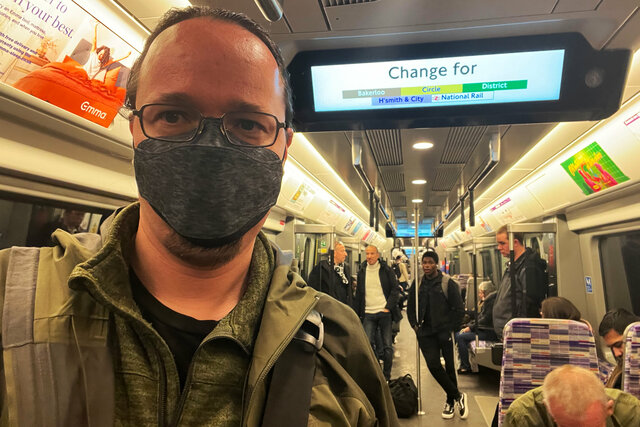 Jaeger rides the Elizabeth Line into Paddington Station