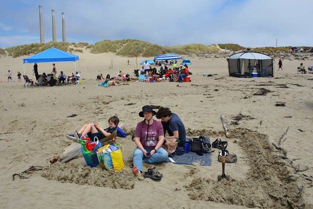 Julian, Kiesa, and Calvin on Morro Rock Beach