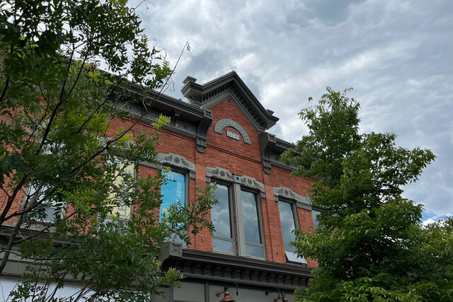 Brick building on Pearl Street in Boulder