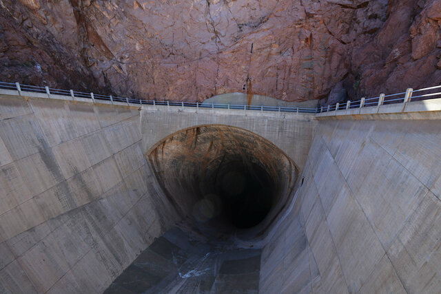 Looking down the Arizona spillway