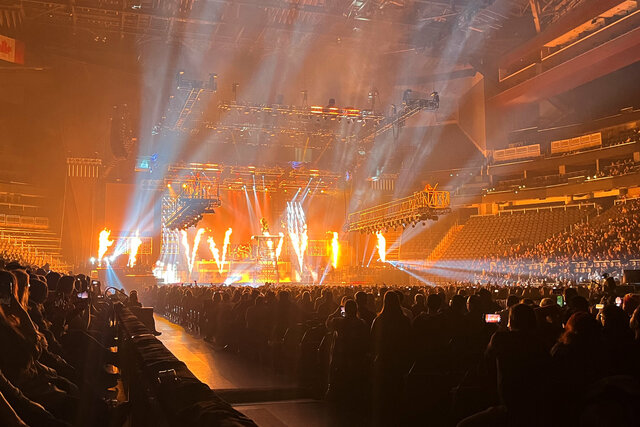 Trans-Siberian Orchestra plays In the Hall of the Mountain King