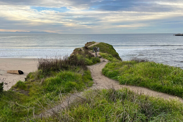 Rock bridge at Seabright Beach