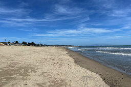 Seabright Beach on a bright spring-like day