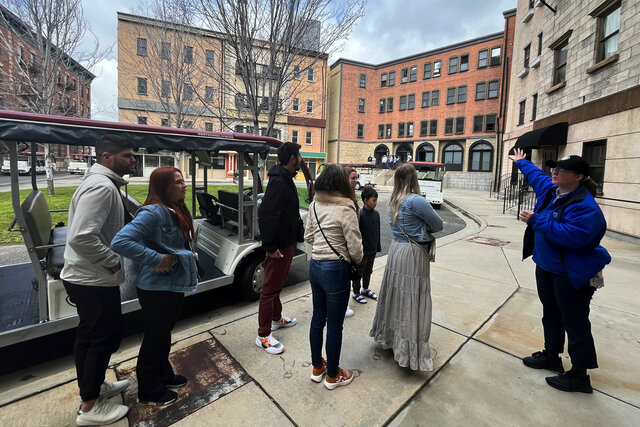 Tour group on the Warner backlot