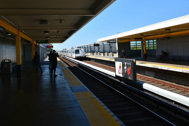 BART legacy train departs Union City