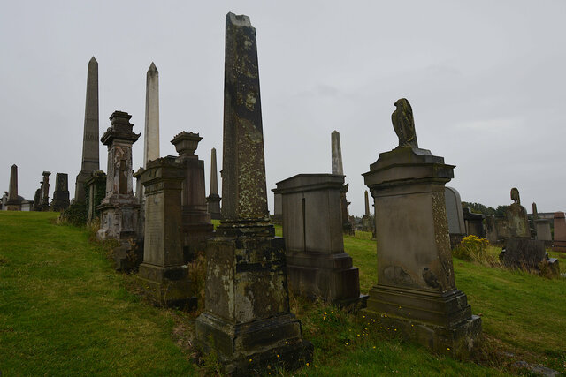 Grave monuments in Glasgow Necropolis