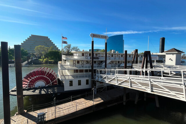 Delta King docked at the Sacramento riverfront