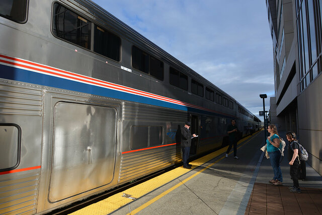 Kiesa and Jaeger wait to board the California Zephyr in Emeryville