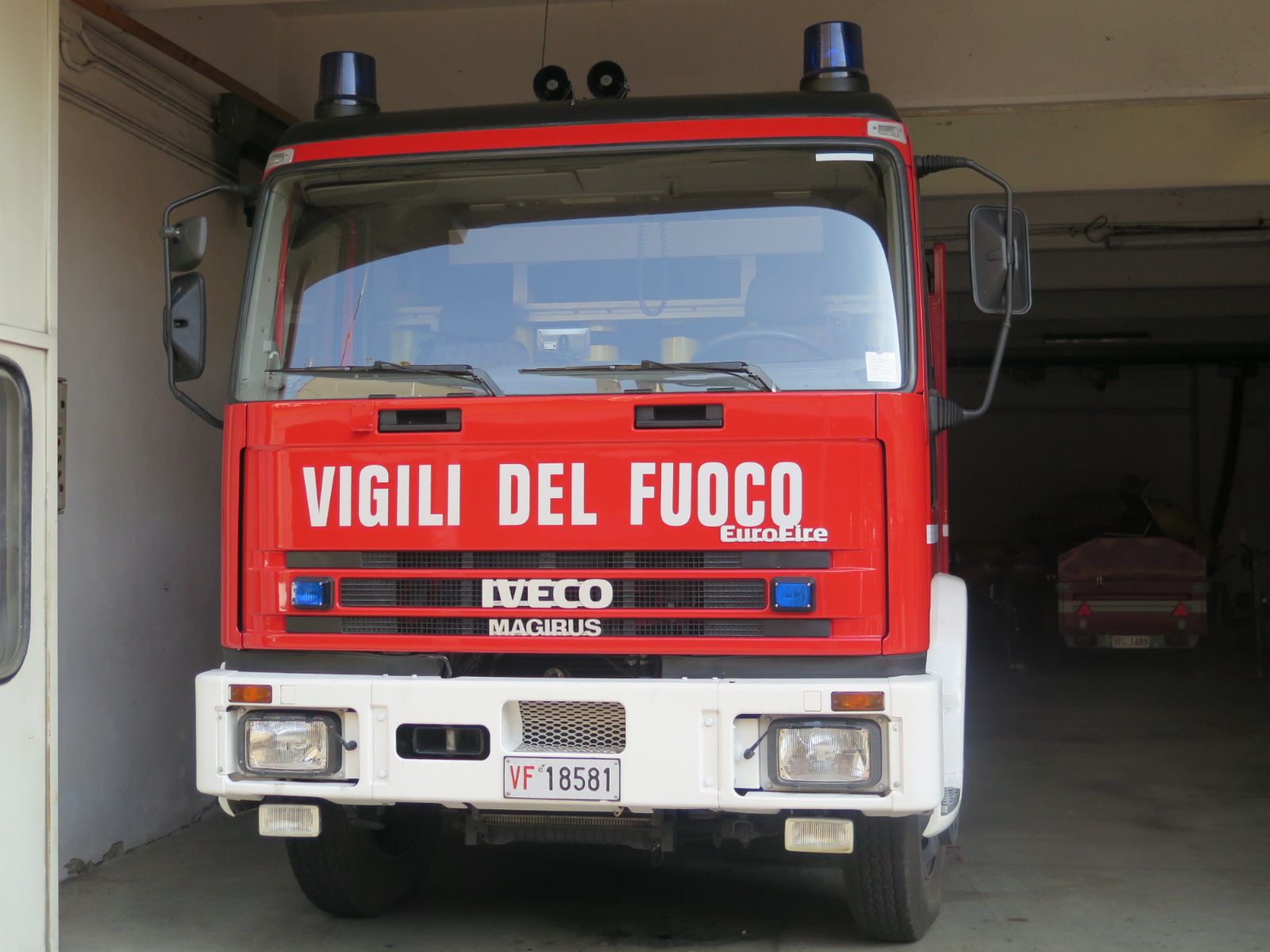 vigili del fuoco, pompieri, 115