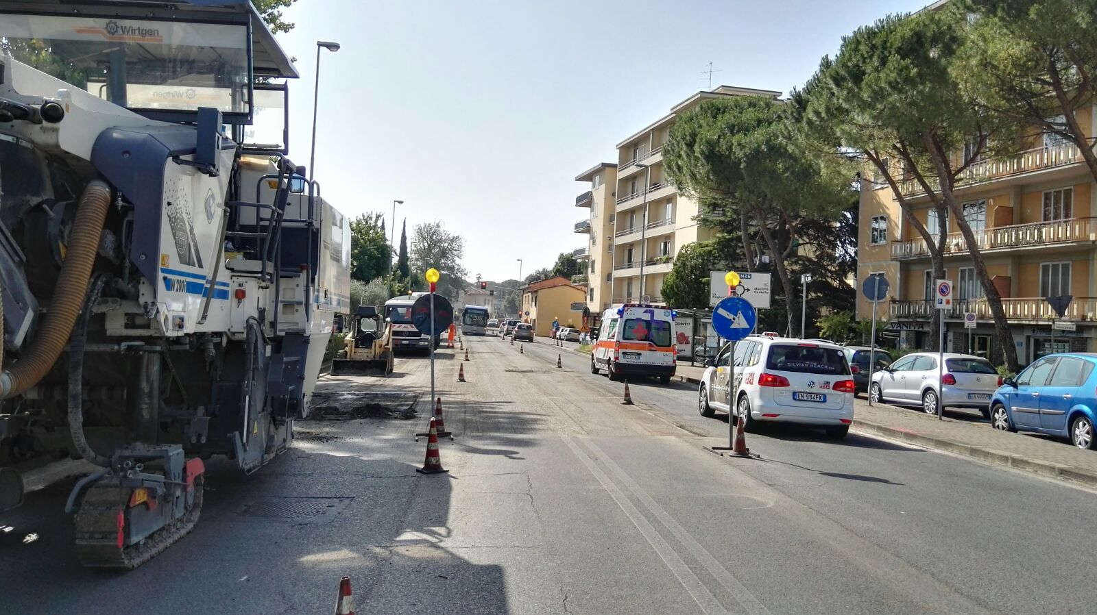 Via Gramsci, caos tra traffico e lavori - Piana Notizie