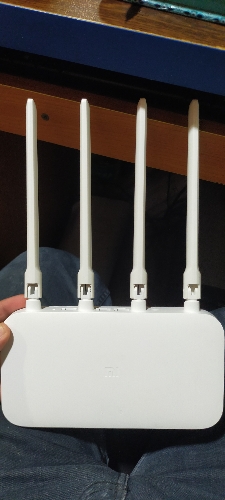 Xiaomi Mi 4C WiFi Router 300Mbps 4 Antenna Smart APP Control (Global)