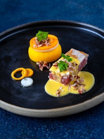 Tuna mi-cuit with pecan nuts and marinated shallot with butternut