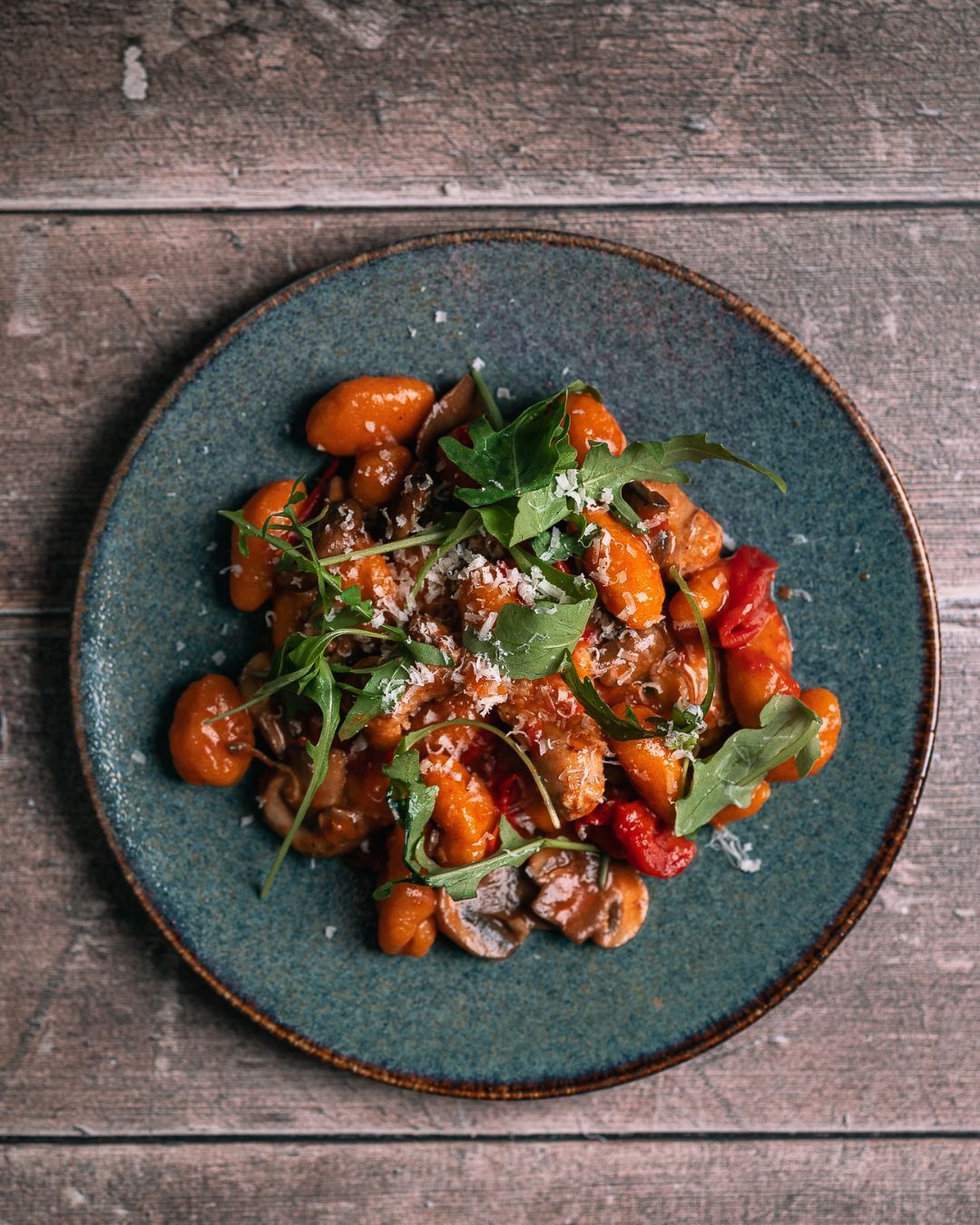 Delicious basics 😍 | 🔥 Gnocchi with Italian sausage & slightly spicy tomato sauce