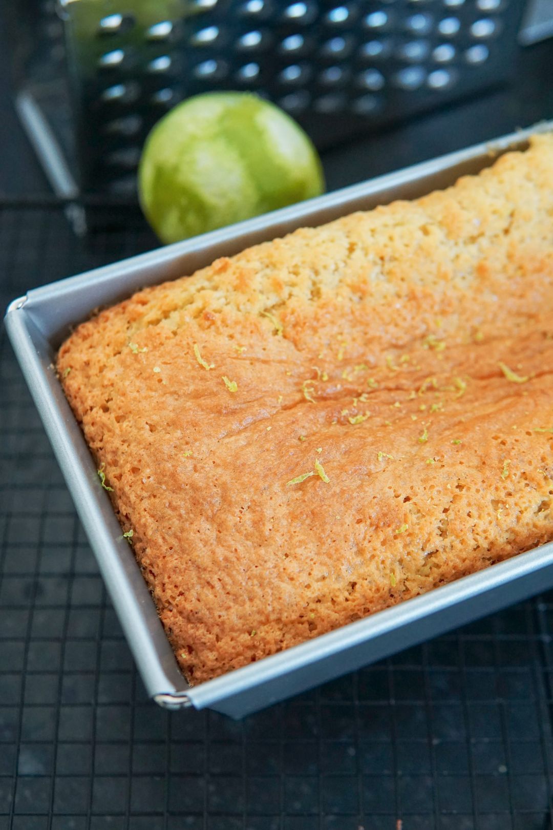 Quick coconut cake for a lazy Sunday