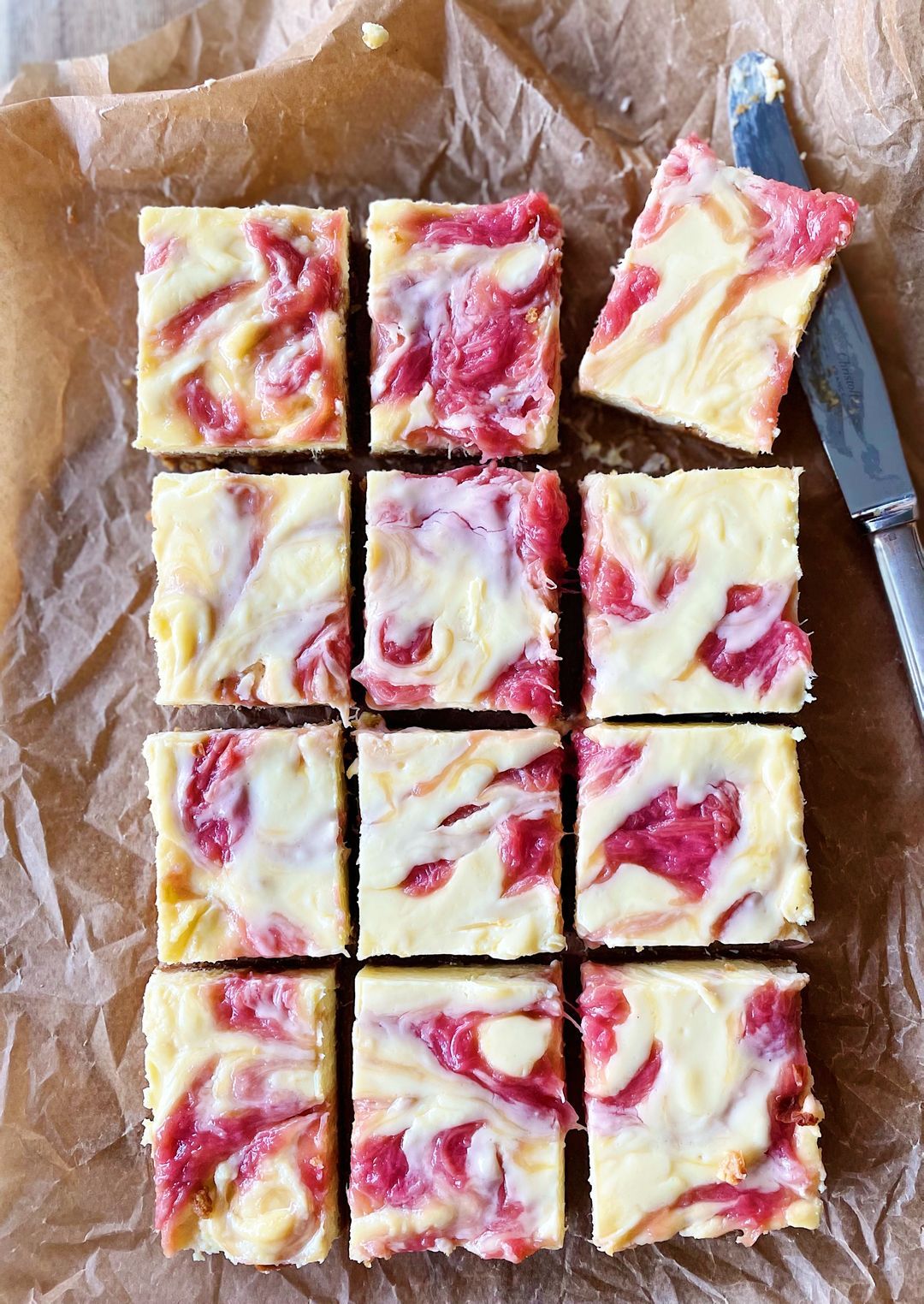 rhubarb cheesecake