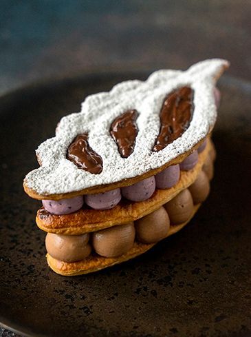 Tompouce 2.0 with chocolate spread and blueberry mousse