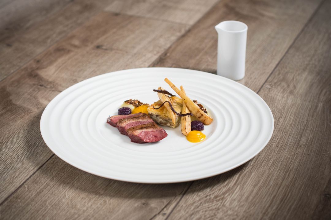 Smoked wild duck with parsnip and Jerusalem artichoke