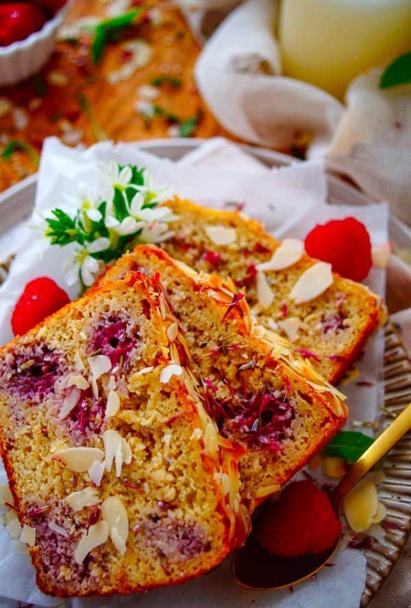 Almond bread with raspberries