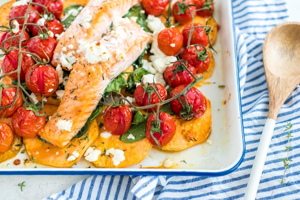 Oven dish with salmon, sweet potato and feta