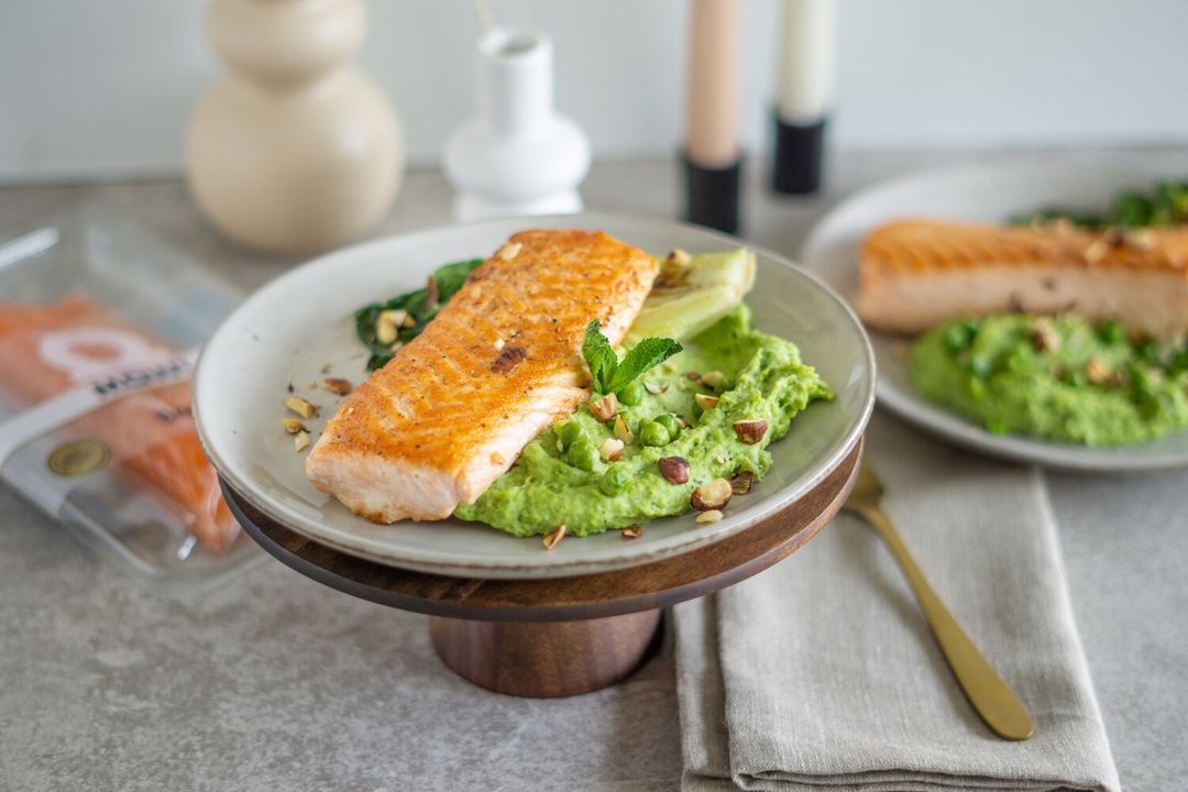 Fresh pea puree with salmon and grilled little gems