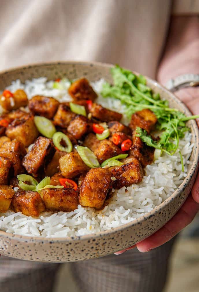 How do you make the best sticky tofu?