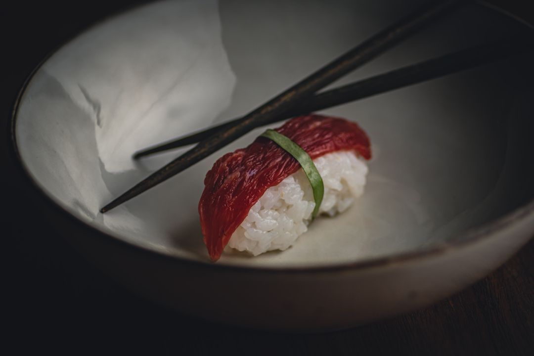 Nigiri with simmental fillet pur and tarragon