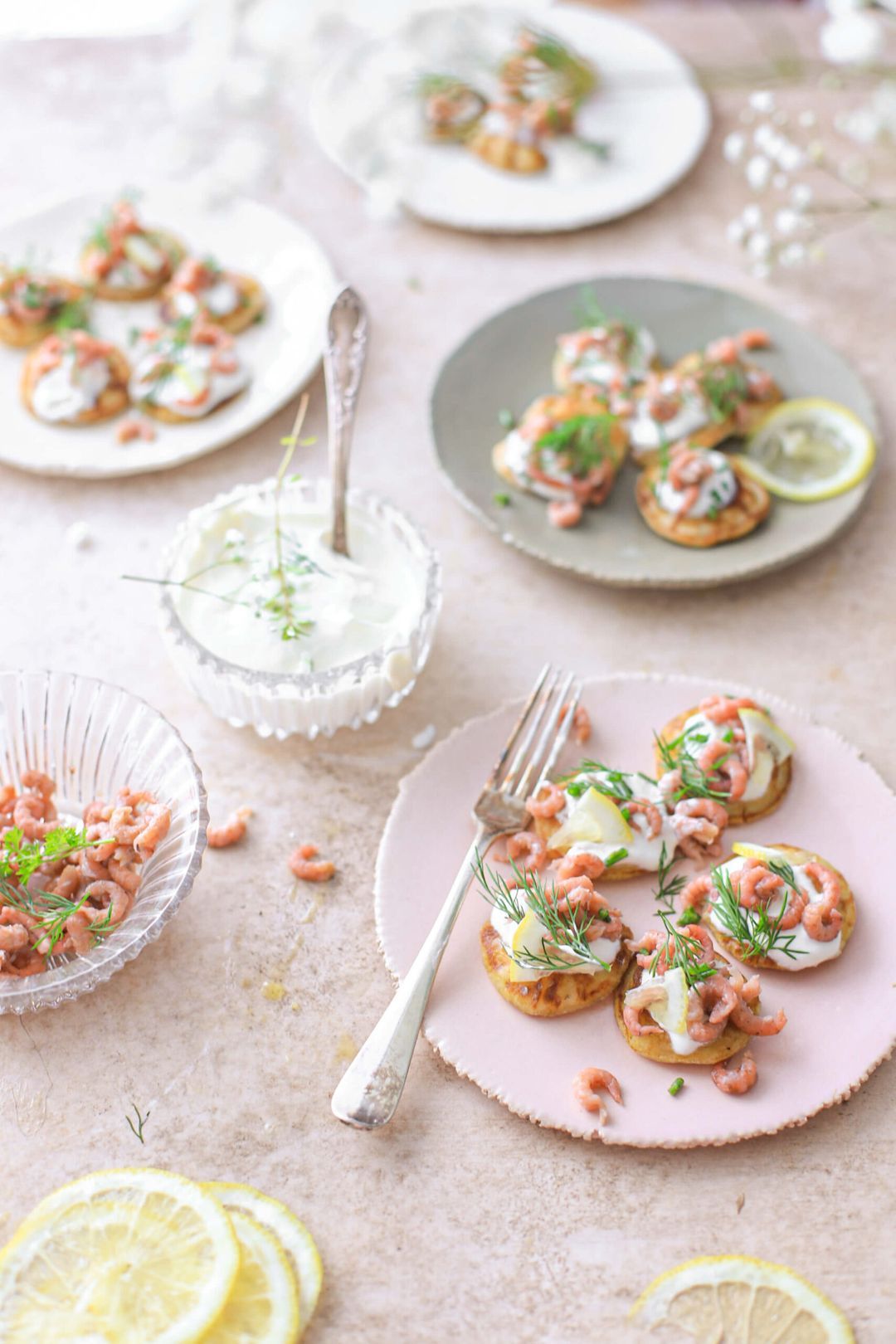 Blini's with Dutch shrimps, lemon cream & samphire