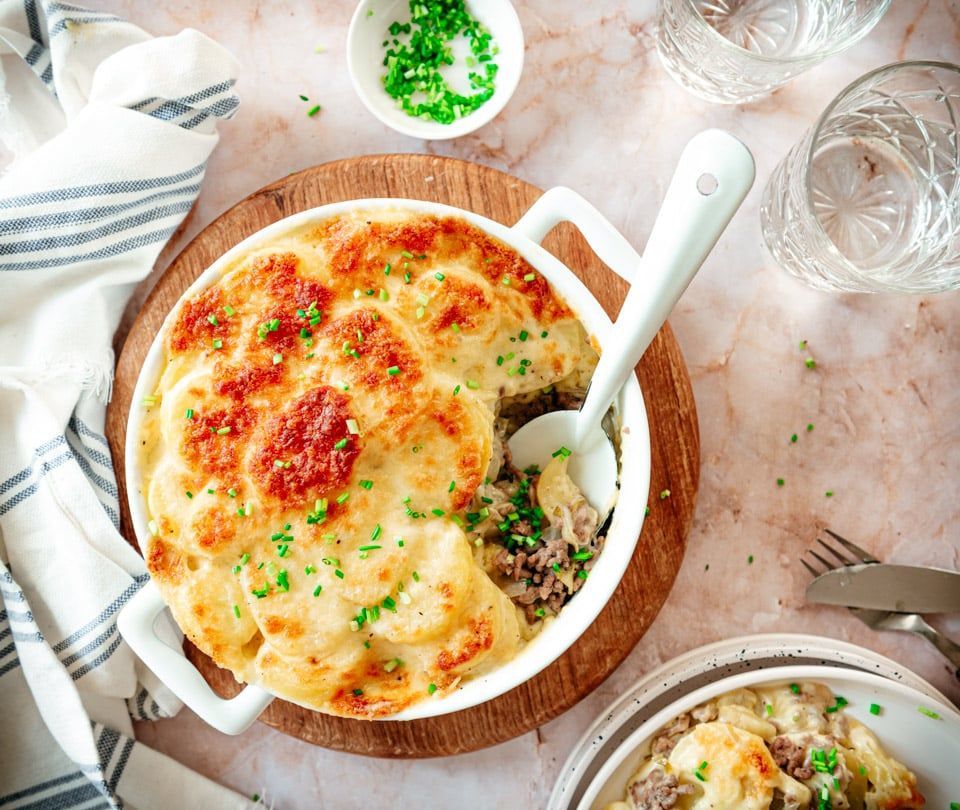 Chicory oven dish with potato slices