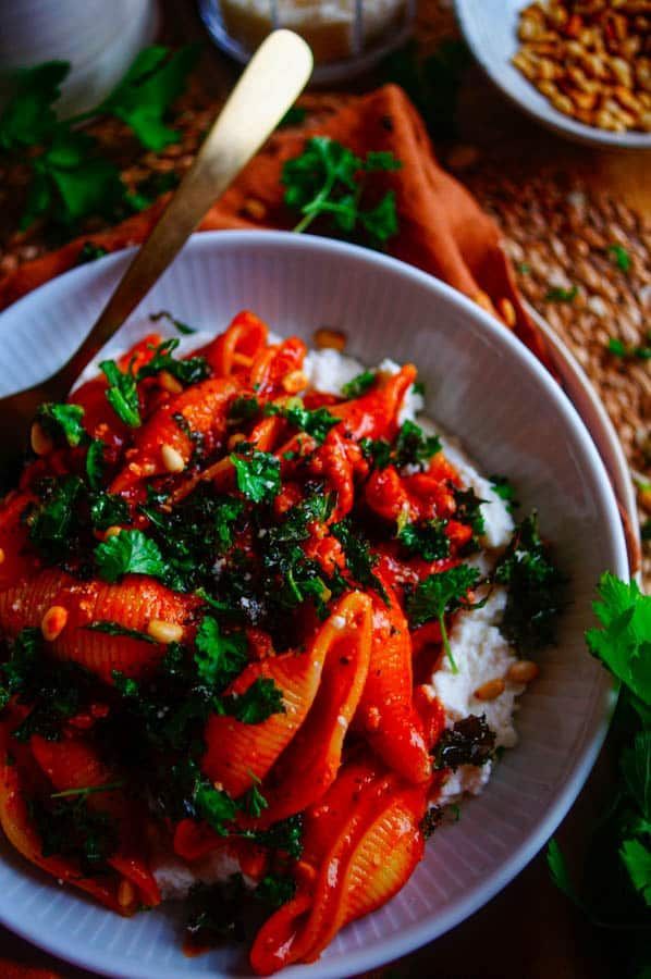 Pasta with tomato sauce, bacon and minced meat