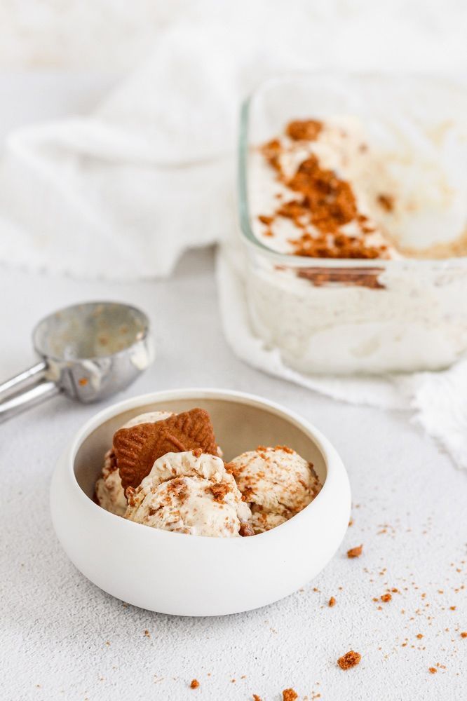 Speculoos ice cream without an ice cream maker