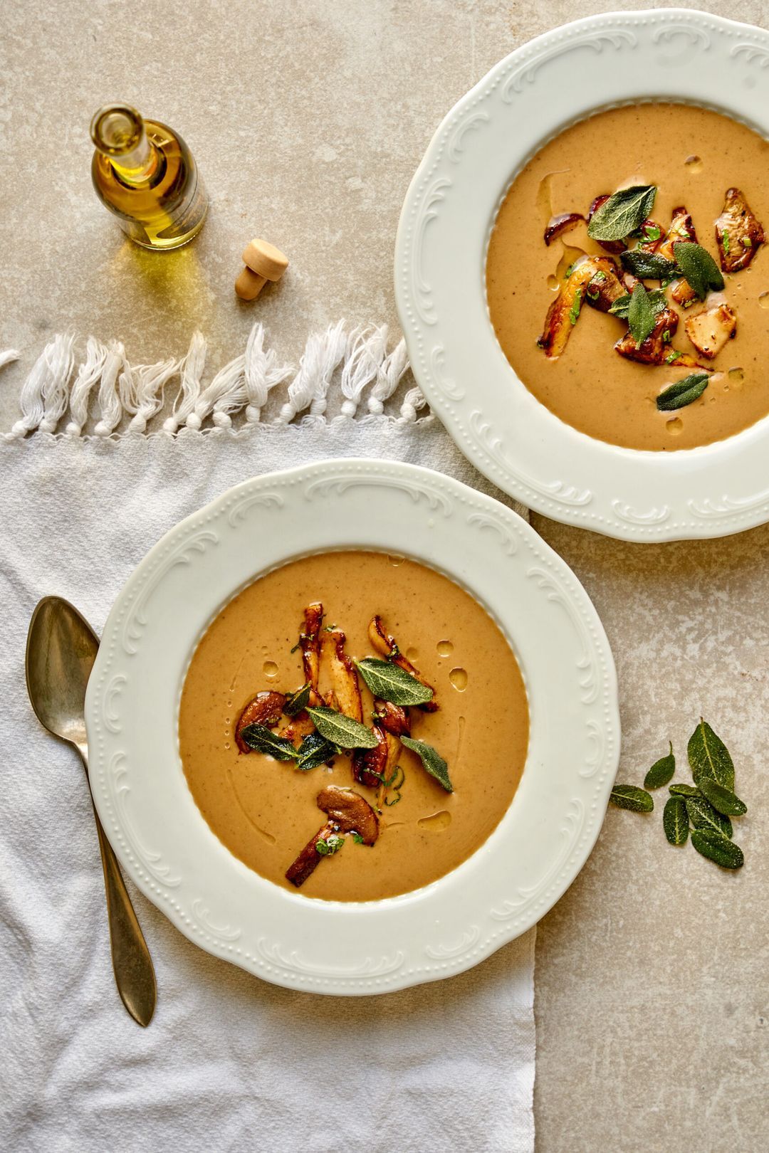 Potato soup with truffle and porcini