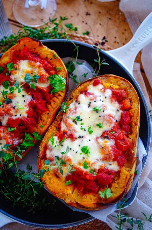 Stuffed spaghetti squash with bolognese sauce