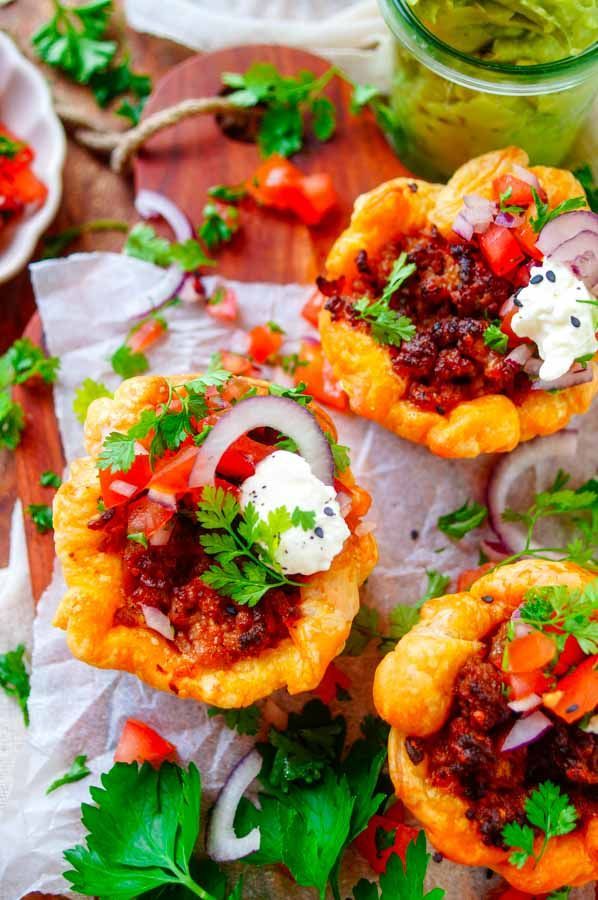 Taco cups with minced meat