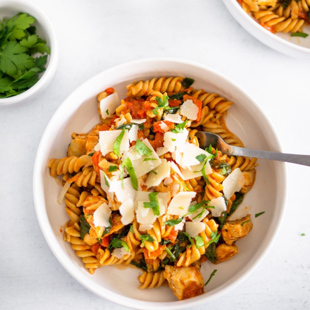 One pot pasta with chicken and spinach