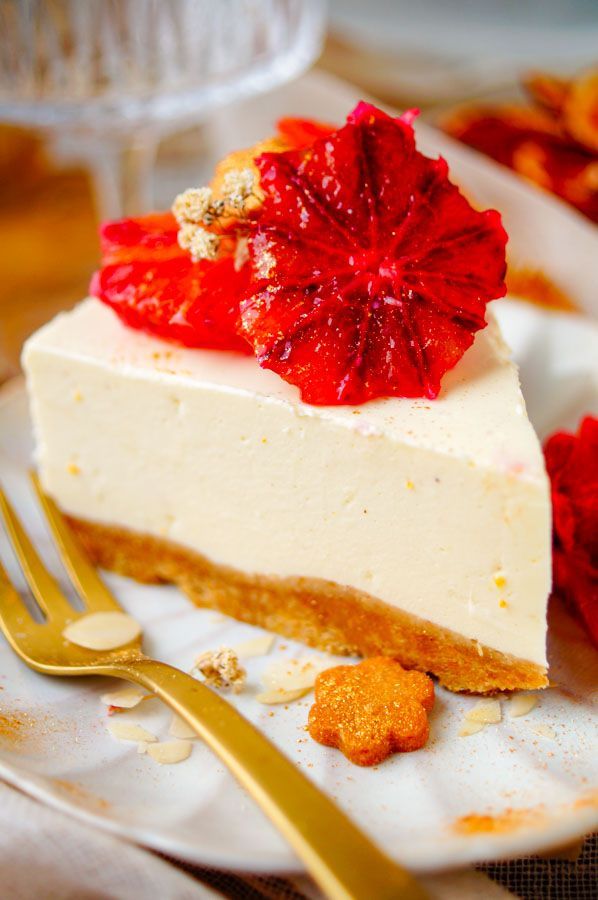 Cheesecake with white chocolate and blood orange