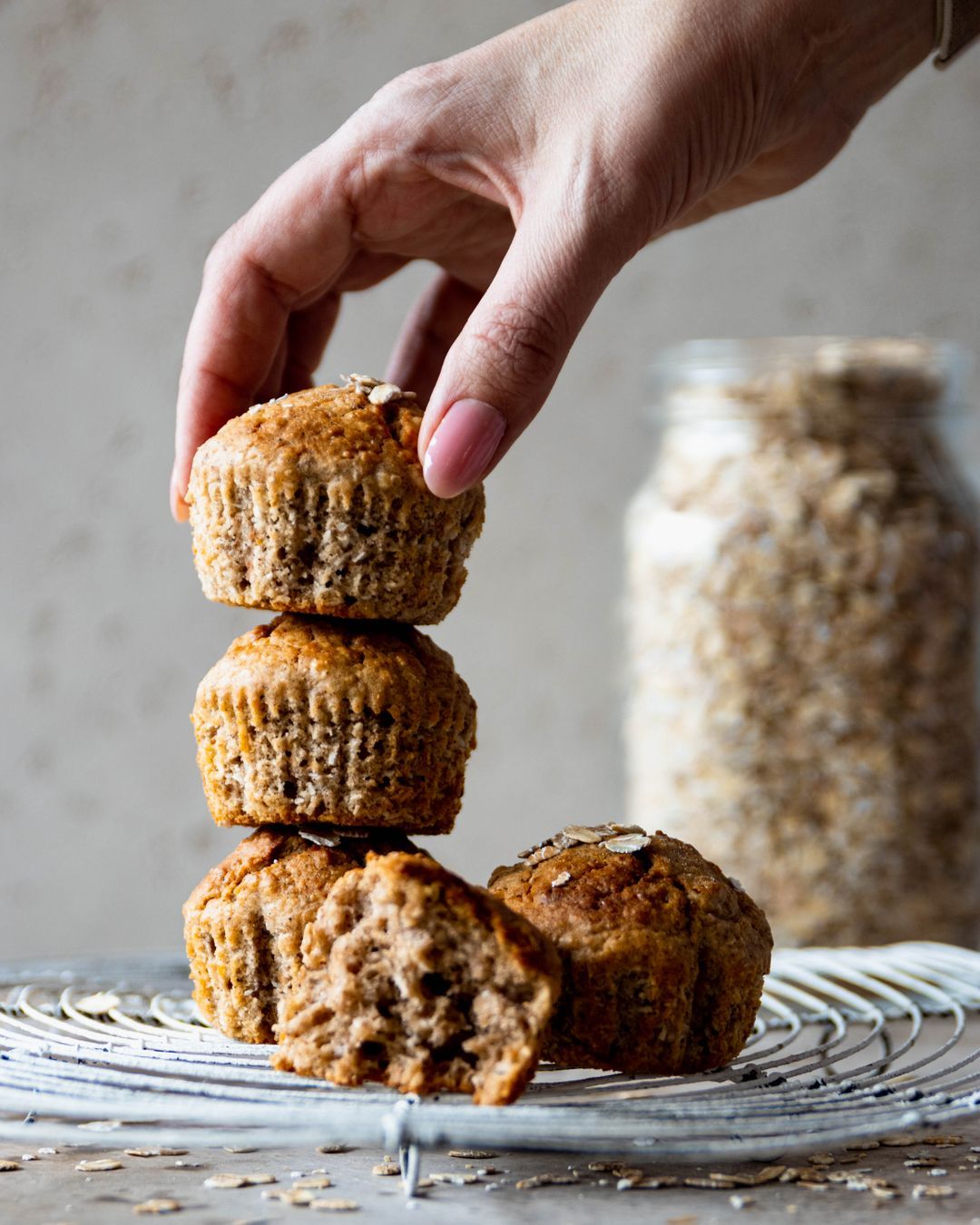 Sugar-free oatmeal coconut muffins