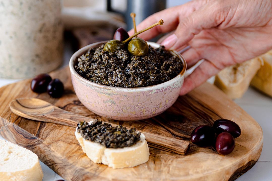 Provencal black olive tapenade