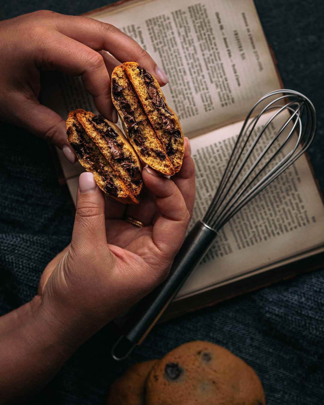 Nutella Chocolate Chip Cookies