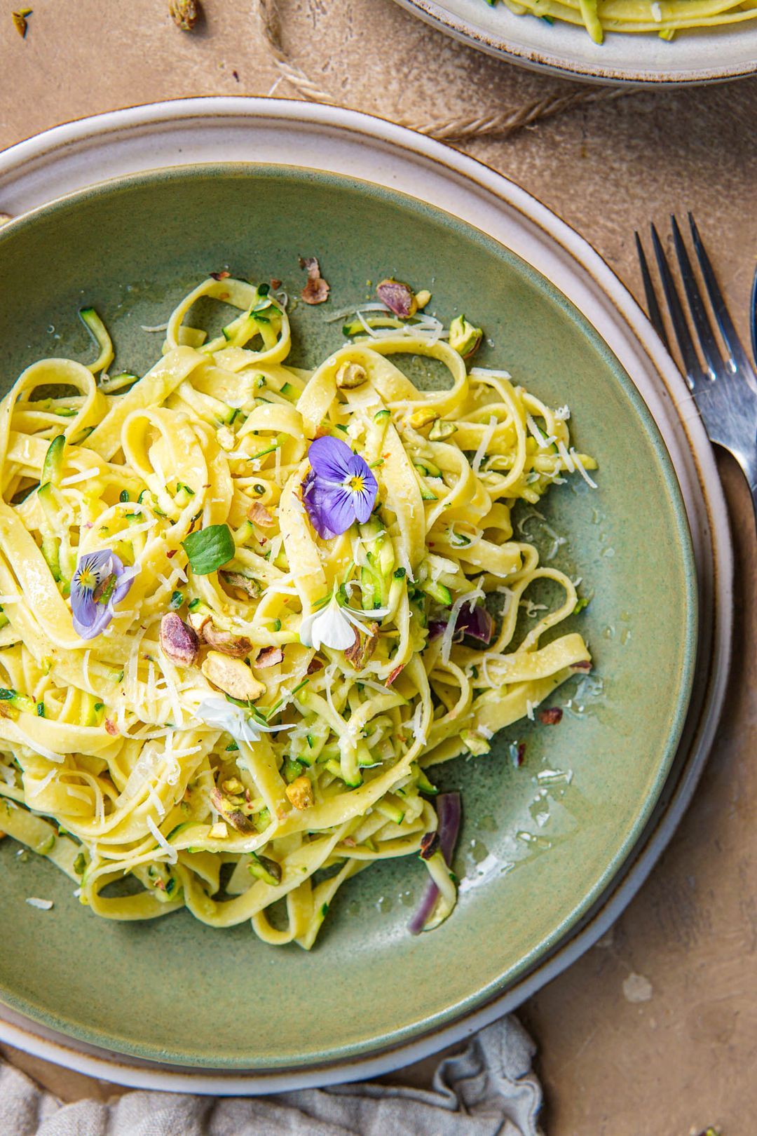 Summer pasta with zucchini