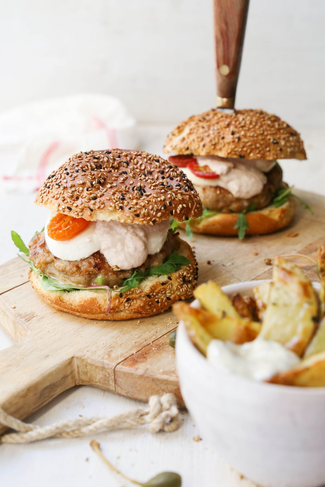 Vitello tonato burgers with rosemary fries from the oven