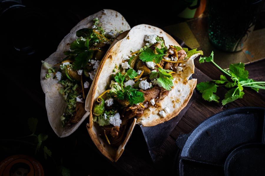 Christmas taco with pulled chicken - winter enjoyment