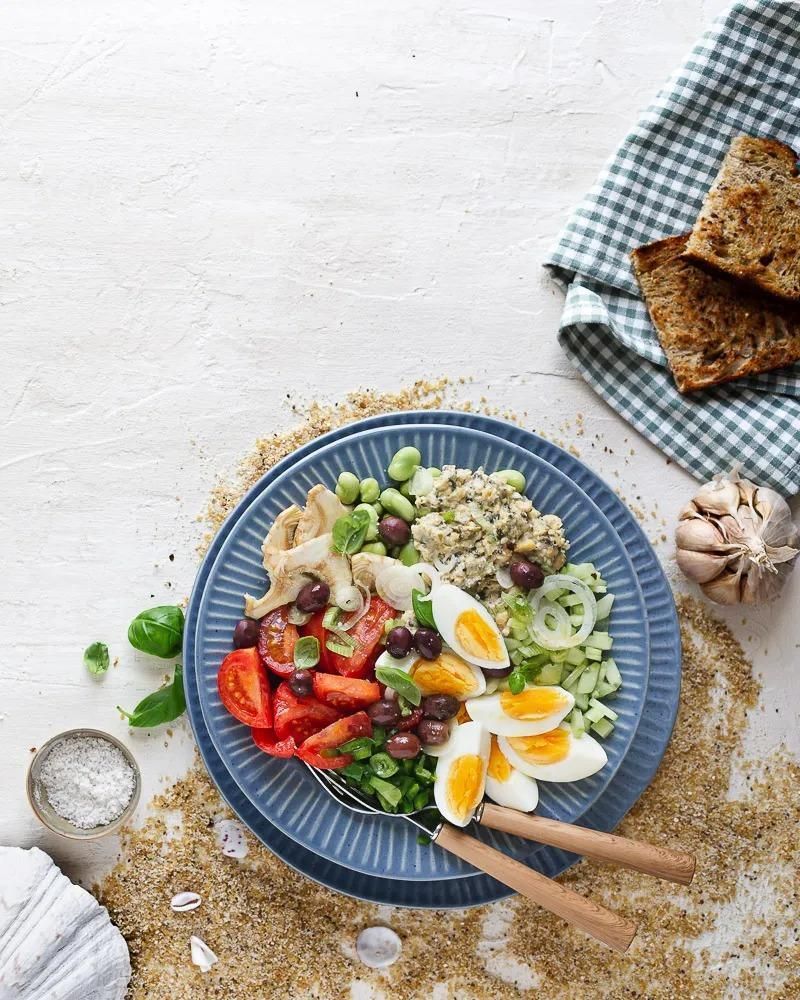 Niçoise Salad and Vegetarian Tuna