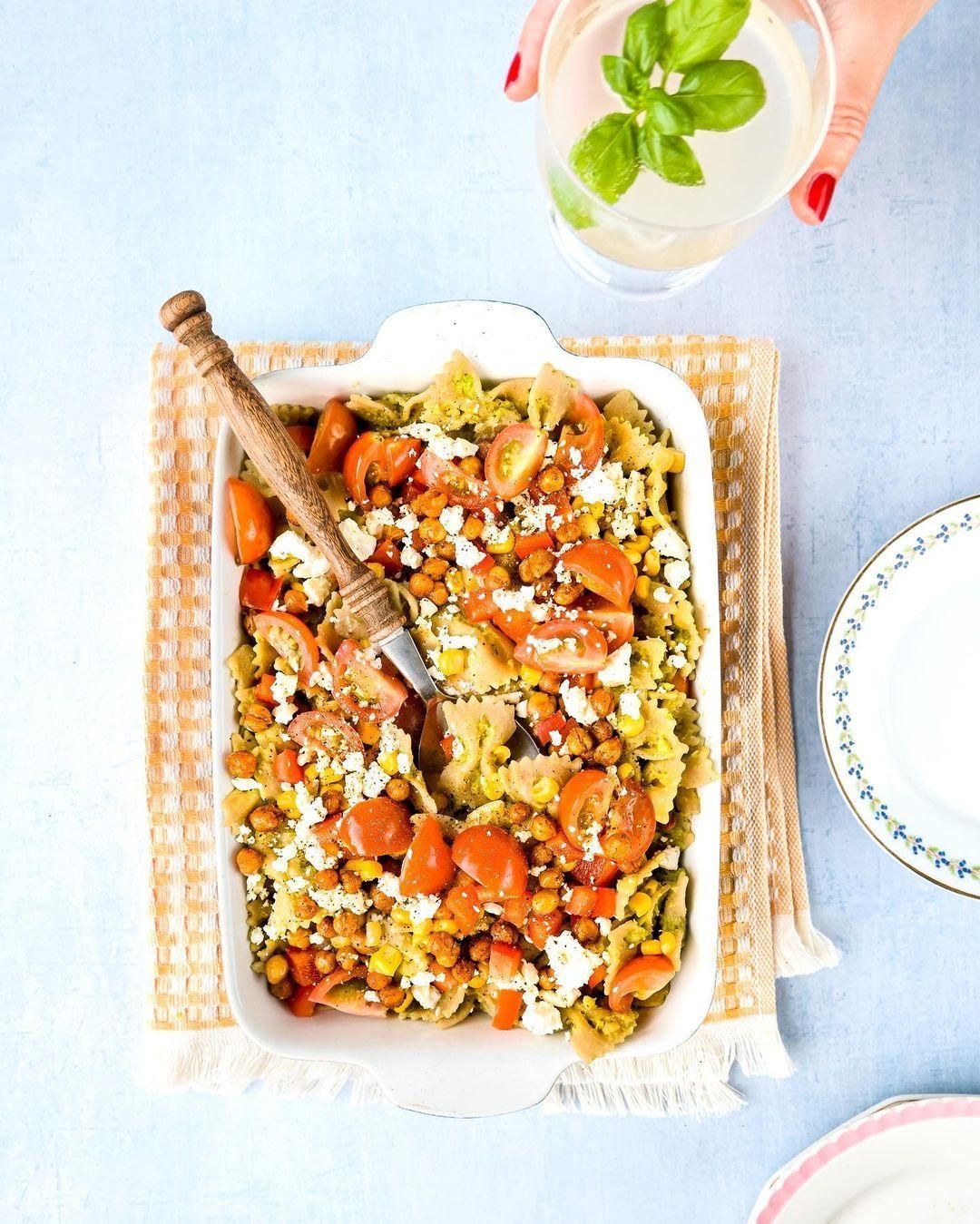 Pasta salad with guacamole, roasted chickpeas and feta.