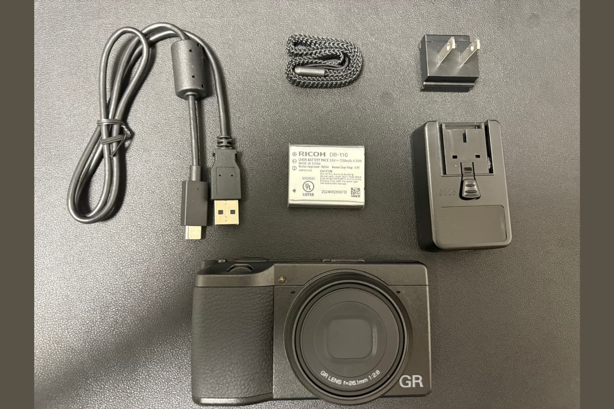 RICOH GR IIIx の各部