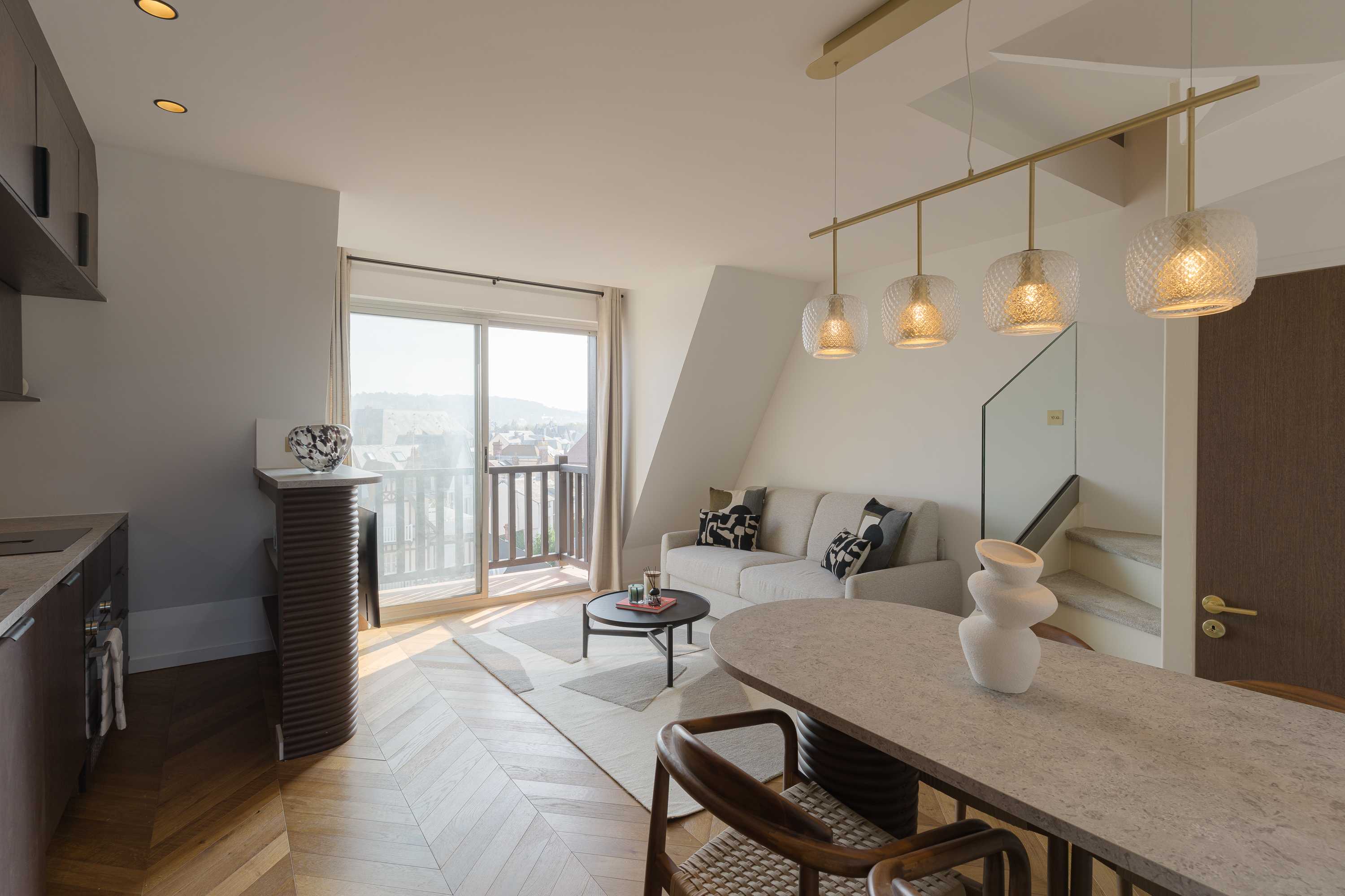 High-end 2 bedroom duplex with parking Place Morny — Deauville, Normandie — vacation rental