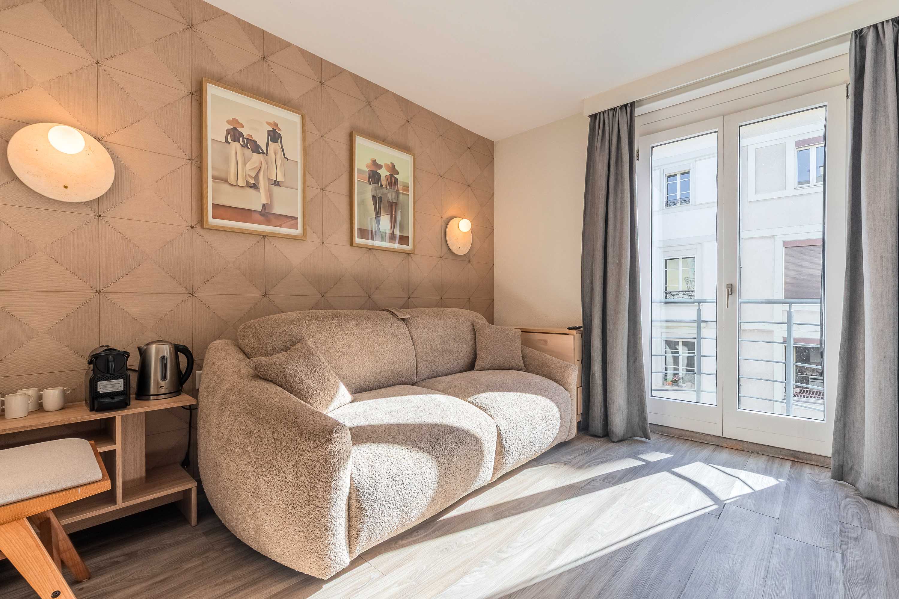 Charming apartement - AC 1BR/4P - Genève — Genève, Genève — vacation rental