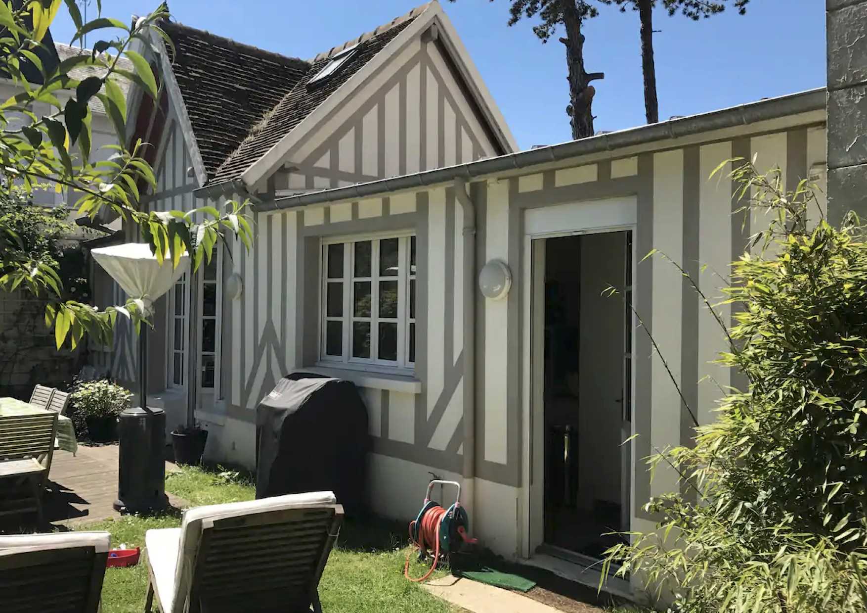 Charming Normandy house 6P/2BR with garden - Deauville
β Deauville, Normandie β vacation rental